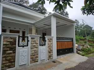 RUMAH BAGUS LT 155m ADA 3 KT 2KM MURAH lokasi di Semarang Kota, tersedia melalui melalui situs Olx