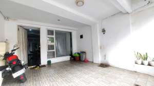 Rumah Bagus Minimalis Lokasi Strategis di Radio Dalam, Kebayoran Baru lokasi di Jakarta Selatan, tersedia melalui melalui situs Olx