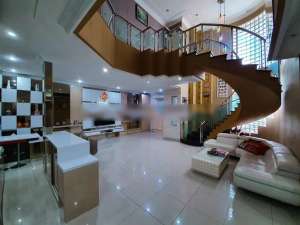 Rumah bagus n murah di kelapa gading blkg mall lokasi di Jakarta Utara, tersedia melalui melalui situs Olx