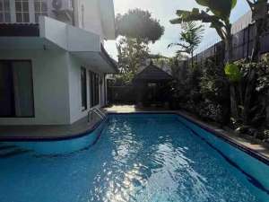 Rumah Bagus SiapHuni Dalam Cluster Di Ampera Jaksel lokasi di Jakarta Selatan, tersedia melalui melalui situs Olx