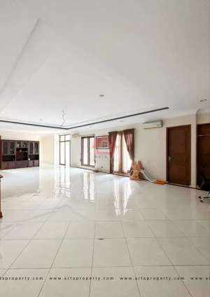 Rumah Bagus Siap Huni Di Duren Tiga Jaksel lokasi di Jakarta Selatan, tersedia melalui melalui situs Olx