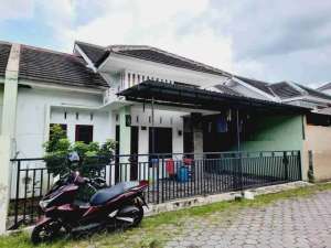 Rumah Bagus Siap Huni di Perumahan Nyaman lokasi di Karanganyar Kab., tersedia melalui melalui situs Olx