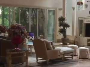 Rumah BagusStrategis di Pusat Kota Surabaya lokasi di Surabaya Kota, tersedia melalui melalui situs Olx