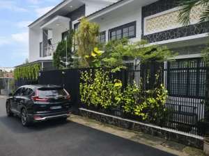 Rumah Bambu Apus, Cipayung Dijual. Komplek, Dekat Taman Mini. NEGO lokasi di Jakarta Timur, tersedia melalui melalui situs Olx