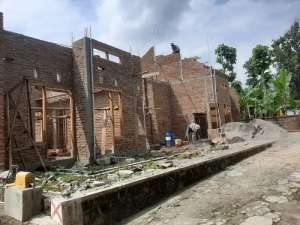 Rumah Barat Pasar Godean Yogyakarta lokasi di Sleman Kab., tersedia melalui melalui situs Olx