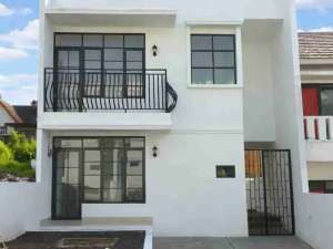 Rumah Baru 2 Lantai Di Jatihandap Jl Islamic center lokasi di Bandung Kab., tersedia melalui melalui situs Olx