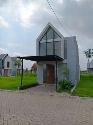 Rumah Baru 2 Lantai Royal Residence 2 lokasi di Surabaya Kota, tersedia melalui melalui situs Olx