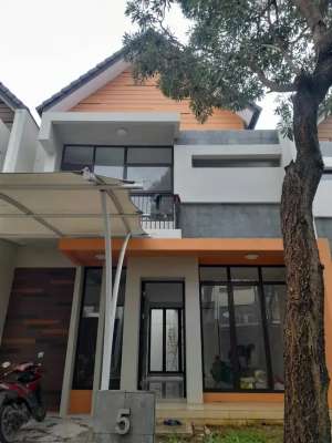 Rumah Baru 2 lt Cosmo Estate Lippo Cikarang lokasi di Bekasi Kab., tersedia melalui melalui situs Olx