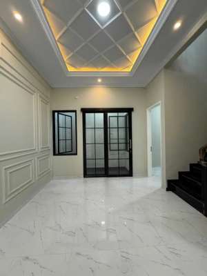 Rumah Baru 3 Lantai Plus Rooftop Di Jagakarsa Jakarta Selatan lokasi di Jakarta Selatan, tersedia melalui melalui situs Olx