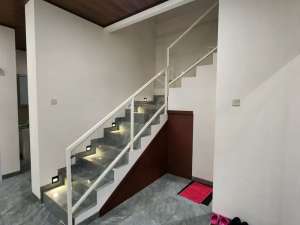 Rumah Baru. Bagus, Minimalis. Strategis dekat pintu Tol di Krukut ,Depok lokasi di Depok Kota, tersedia melalui melalui situs Olx