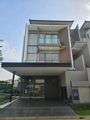 Rumah Baru Bernuansa Mewah Elegan Di Asya Kelimutu Jgc lokasi di Jakarta Timur, tersedia melalui melalui situs Olx