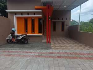 RUMAH BARU CANTIK FRESH - TATA RUANG LEGA NYAMAN DI SUMBERADI MLATI SLEMAN DEKAT PASAR CEBONGAN lokasi di Sleman Kab., tersedia melalui melalui situs Olx