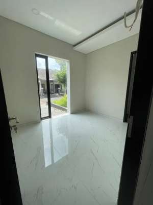 RUMAH BARU CITRALAND TAMAN PUSPA RAYA DKT DIAN ISTANA, WOODLAND, WBM lokasi di Surabaya Kota, tersedia melalui melalui situs Olx