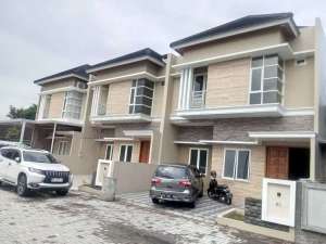 Rumah Baru Cluster Modern Minimalis Colomadu Karanganyar lokasi di Karanganyar Kab., tersedia melalui melalui situs Olx