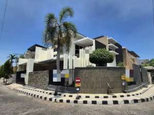 Rumah Baru Darmo Permai Selatan lokasi di Surabaya Kota, tersedia melalui melalui situs Olx