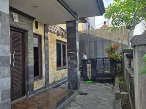 Rumah Baru Dekat Fasilitas Umum Disewakan, di Denpasar Barat Area lokasi di Kab. Badung, tersedia melalui melalui situs Olx