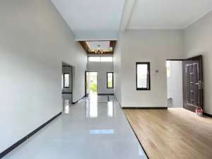 Rumah Baru dekat Pusat Bisnis Solo, Mojolaban Sukoharjo lokasi di Surakarta Kota, tersedia melalui melalui situs Olx