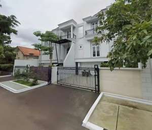 Rumah Baru Di Jalan Brawijaya Kebayoran Baru Jak-Sel lokasi di Jakarta Selatan, tersedia melalui melalui situs Olx