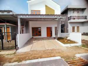 Rumah Baru dijual di jalan kolmas jambudipa Panagelan Cisarua 575 juta lokasi di Bogor Kab., tersedia melalui melalui situs Olx