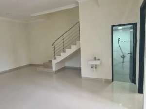 RUMAH BARU GRESS LOKASI STRATEGIS DI MANYAR KERTOADI SUKOLILO SURABAYA lokasi di Surabaya Kota, tersedia melalui melalui situs Olx