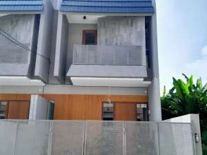 rumah baru lokasi dalam komplek akses lebar 7 menit tol jatiwarna lokasi di Bekasi Kota, tersedia melalui melalui situs Olx