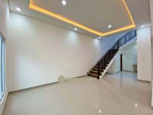 Rumah Baru Minimalis Hook akses 2 mobil, Strategis Tebet Asem Baris lokasi di Jakarta Selatan, tersedia melalui melalui situs Olx