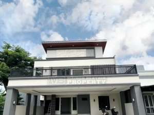 RUMAH BARU MODERN KONTEMPORER DI THE ICON BSD CITY lokasi di Tangerang Selatan Kota, tersedia melalui melalui situs Olx