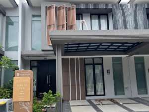 Rumah Baru Pakuwon City Grand Cayman Joelle lokasi di Surabaya Kota, tersedia melalui melalui situs Olx