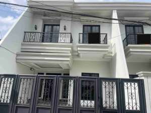 Rumah Baru, Pondok Bambu lokasi di Jakarta Timur, tersedia melalui melalui situs Olx