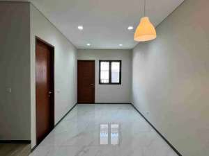 Rumah Baru Pondok Kelapa Jakarta Timur lokasi di Jakarta Timur, tersedia melalui melalui situs Olx