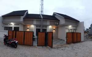 RUMAH BARU SIAP HUNI PERBATASAN JOGLO JAKBAR DAN CILEDUG lokasi di Tangerang Kota, tersedia melalui melalui situs Olx