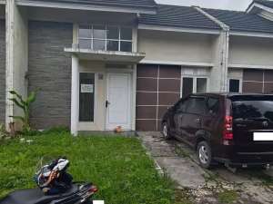 Rumah Bebas Banjir 14 Menit ke CitiPlaza Kutabumi Hadap Timur J-42009 lokasi di Tangerang Kab., tersedia melalui melalui situs Olx