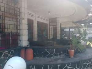 Rumah Belanda 1 Lantai Cock untuk Resto di Mainroad Supratman, Dekat Sayap Riau, Pusat Kuliner dan Kantor di Kota Bandung lokasi di Bandung Kota, tersedia melalui melalui situs Olx