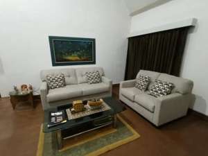 Rumah Belanda Di Sayap Dago dekat Kampus Itb unpad rs bromeua bandung lokasi di Bandung Kota, tersedia melalui melalui situs Olx