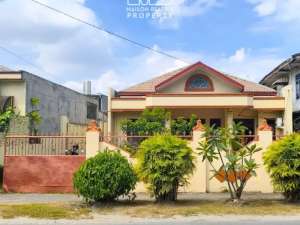 RUMAH BERHALAMAN LUAS COCOK BUAT KOST DLL STRATEGIS DI MEDAN TIMUR - MEDAN lokasi di Medan Kota, tersedia melalui melalui situs Olx