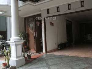 Rumah Besar Radio Dalam Akses Cepat Ke PIM Dan Blok M lokasi di Jakarta Selatan, tersedia melalui melalui situs Olx