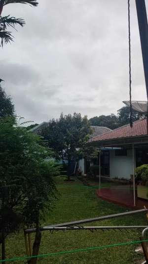 Rumah besar rapih dan terawat di Kota Bogor dekat Mall Warung Jambu lokasi di Bogor Kota, tersedia melalui melalui situs Olx