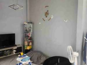 Rumah Bintara 1.5 Lantai lokasi di Bekasi Kota, tersedia melalui melalui situs Olx