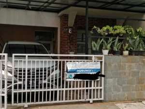 Rumah Bintaro Jaya dalam komplek SiapHuni lokasi di Jakarta Selatan, tersedia melalui melalui situs Olx