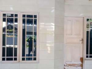 Rumah Bisa Untuk Usaha di Antapani Bandung lokasi di Bandung Kota, tersedia melalui melalui situs Olx