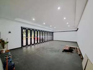 Rumah Brand New 3 Lantai with Private Pool di Terrace Bukit Golf BSD lokasi di Bogor Kab., tersedia melalui melalui situs Olx