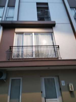 RUMAH BSD DISEWAKAN-FREE IPL HOUSE RENT NEGO FULL FURNISHED TANGERANG lokasi di Tangerang Selatan Kota, tersedia melalui melalui situs Olx