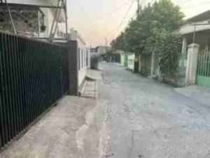 rumah cakep banget siap huni di Jatiwaringin - pondok gede lokasi di Jakarta Timur, tersedia melalui melalui situs Olx