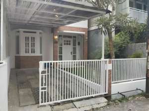 Rumah Cantik Dan Murah lokasi di Bandung Kota, tersedia melalui melalui situs Olx