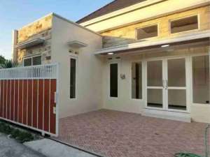 RUMAH CANTIK DI BESI JANGKANG KALIURANG lokasi di Sleman Kab., tersedia melalui melalui situs Olx