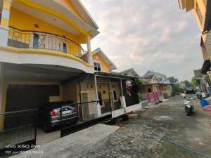 rumah cantik di colomadu lokasi di Surakarta Kota, tersedia melalui melalui situs Olx