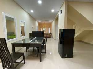 Rumah Cantik include furnish Dalam Perumahan Prima Lingkar Asri, Jatibening, Bekasi lokasi di Bekasi Kota, tersedia melalui melalui situs Olx