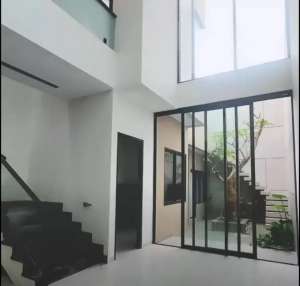 Rumah Cantik Kupang Surabaya lokasi di Surabaya Kota, tersedia melalui melalui situs Olx