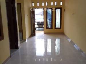 Rumah Cantik Minimalis 3 Kt Di Utan Kayu lokasi di Jakarta Pusat, tersedia melalui melalui situs Olx