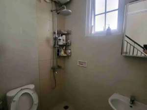 Rumah cantik paramount village lokasi di Semarang Kota, tersedia melalui melalui situs Olx